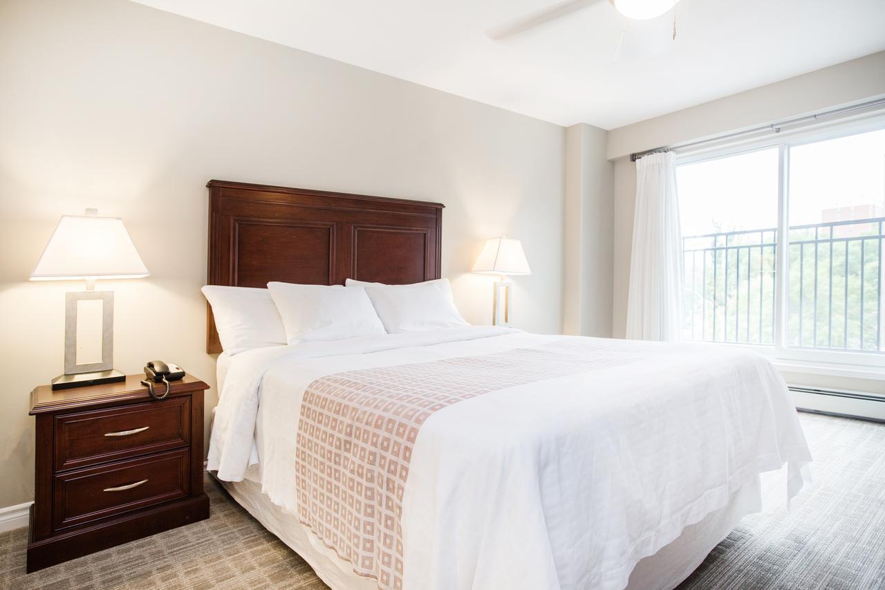 Canterra Suites Hotel Edmonton Luaran gambar