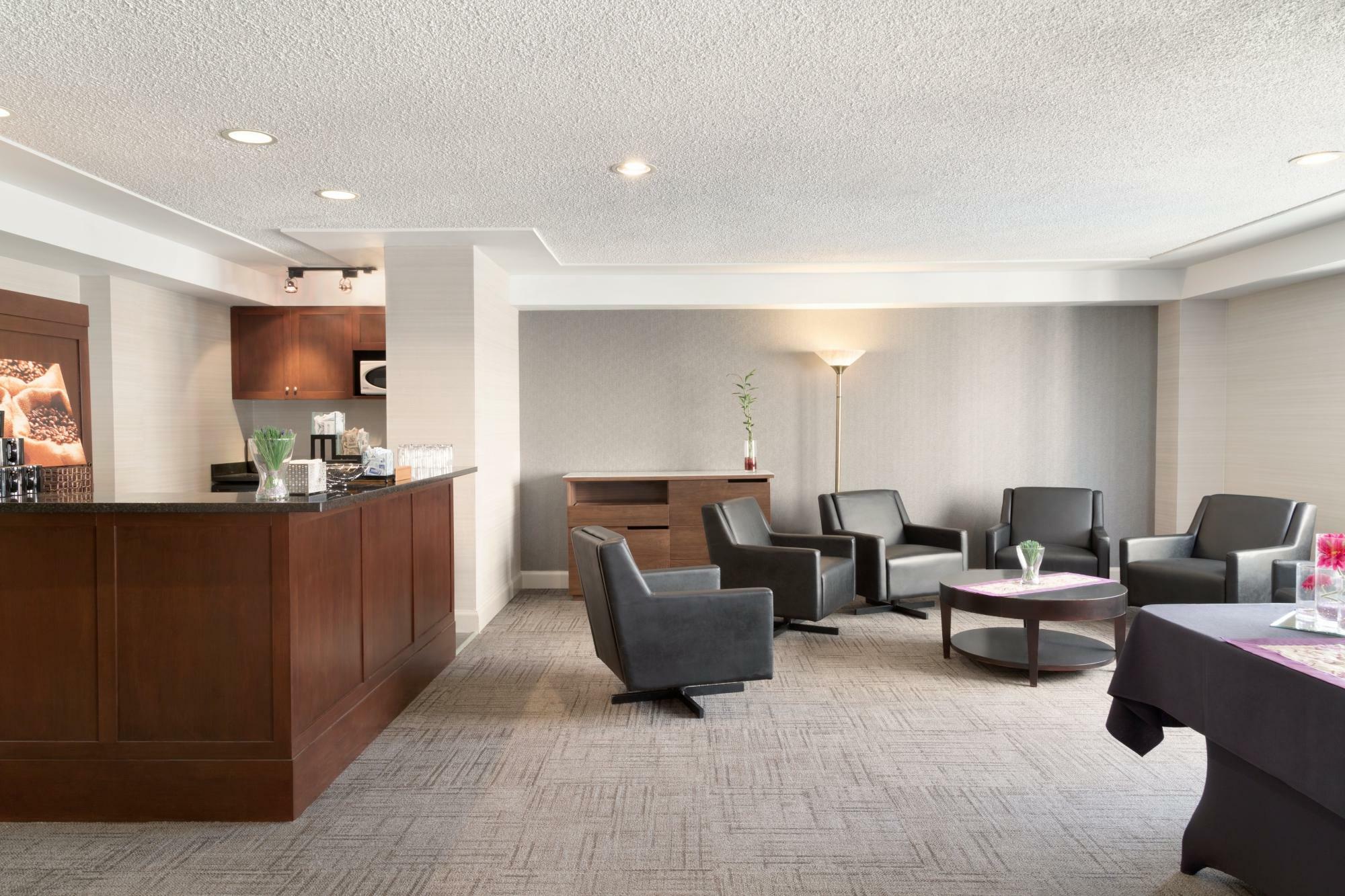 Canterra Suites Hotel Edmonton Luaran gambar
